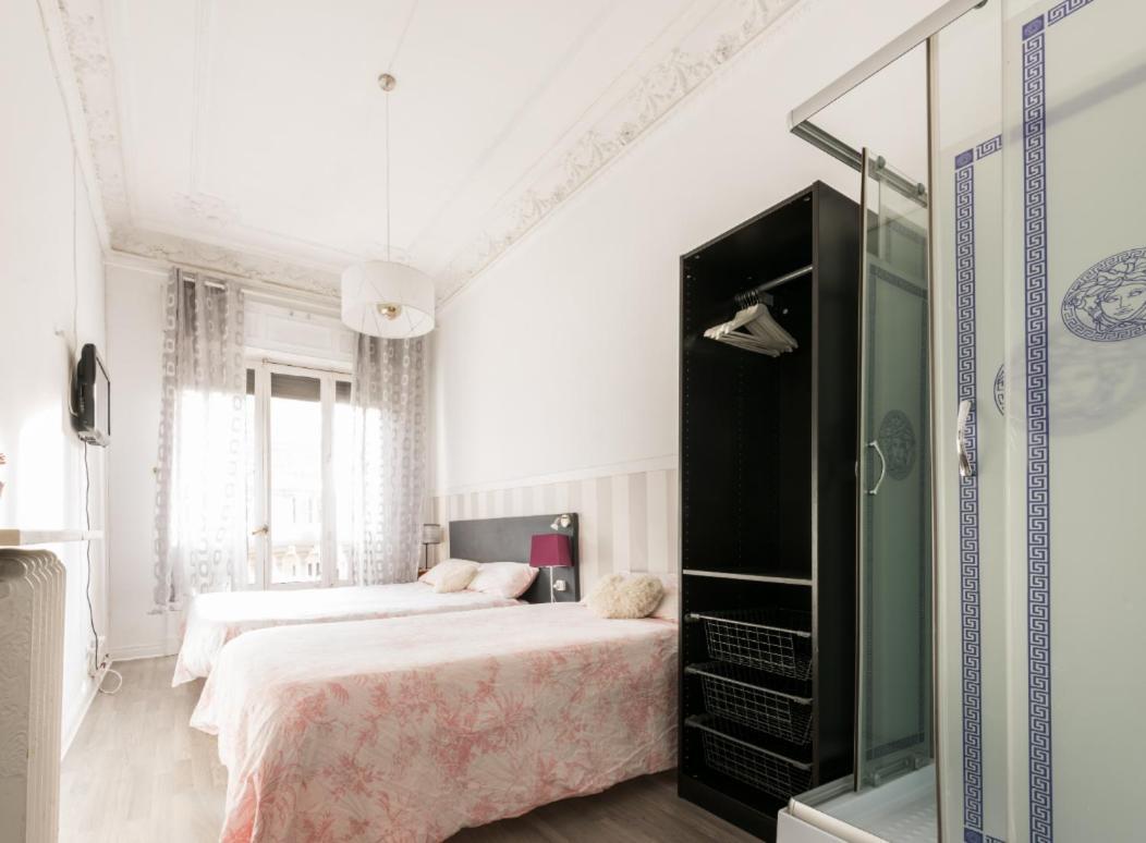M&F 7 Rooms/7 Bathrooms Over Gran Via Madrid Dış mekan fotoğraf