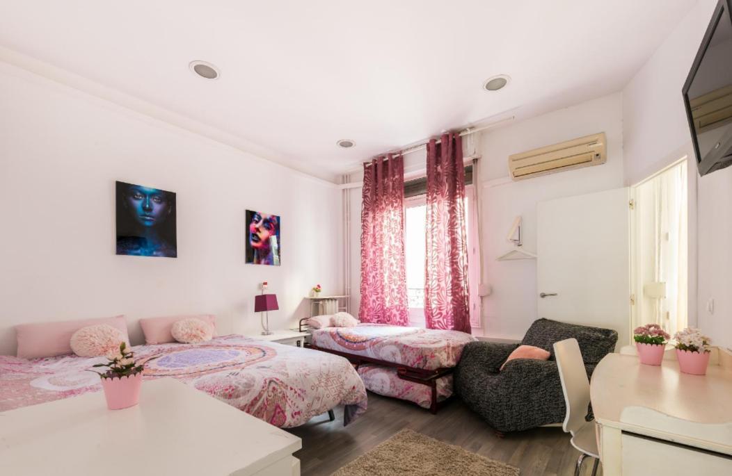 M&F 7 Rooms/7 Bathrooms Over Gran Via Madrid Dış mekan fotoğraf