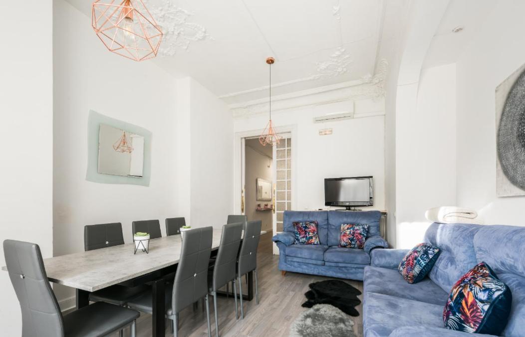 M&F 7 Rooms/7 Bathrooms Over Gran Via Madrid Dış mekan fotoğraf