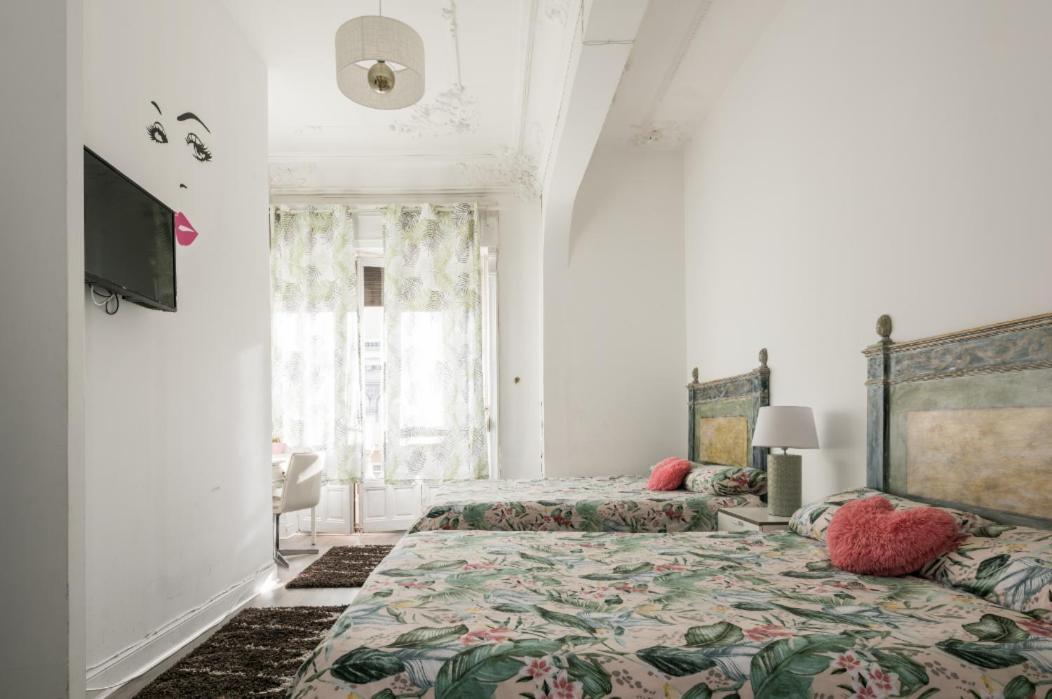 M&F 7 Rooms/7 Bathrooms Over Gran Via Madrid Dış mekan fotoğraf