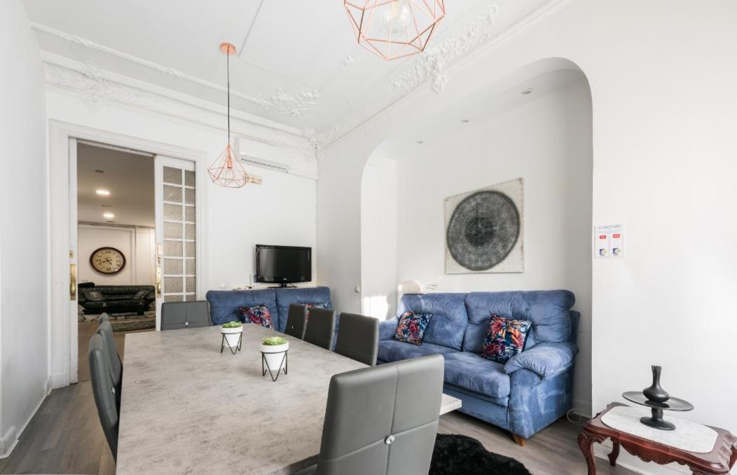 M&F 7 Rooms/7 Bathrooms Over Gran Via Madrid Dış mekan fotoğraf